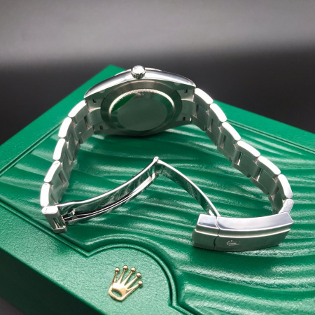 Rolex Oyster Perpetual 41 mm 124300