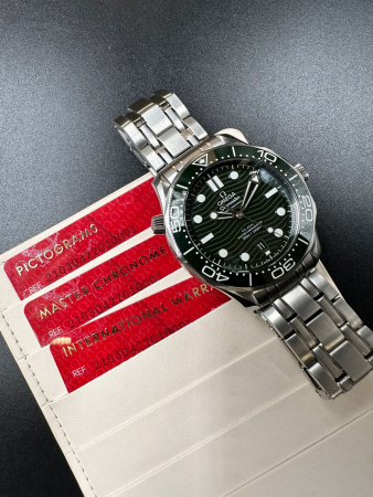 Omega Seamaster Diver 300M Co-Axial Master Chronometer 42 mm 210.30.42.20.10.001