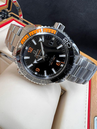 Omega Seamaster Planet Ocean 600m Co-Axial Master Chronometer 43.5 mm 215.30.44.21.01.002