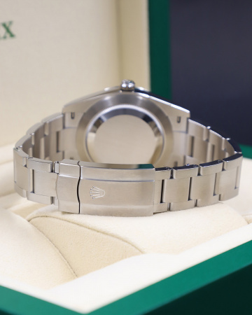 Rolex Oyster Perpetual 41 mm 124300