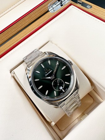 Omega Seamaster Aqua Terra 150M Co‑Axial Master Chronometer Small Seconds 38 mm 220.10.38.20.10.001