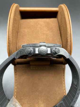 Breitling Avenger Hurricane 12H 45 mm XB0170E4/I533