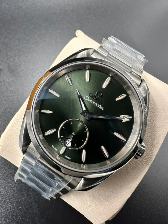 Omega Seamaster Aqua Terra 150M Co‑Axial Master Chronometer Small Seconds 38 mm 220.10.38.20.10.001