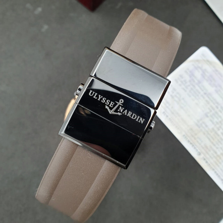 Ulysse Nardin El Toro Limited Edition 43 mm 322-00-3