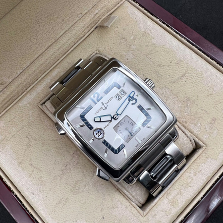 Ulysse Nardin Quadrato 42 mm 243-92-7/601