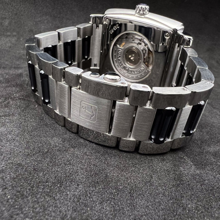 Ulysse Nardin Quadrato 42 mm 243-92-7/601