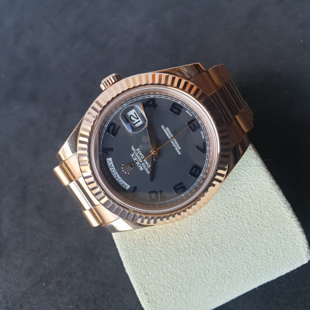 Rolex Day-Date II 41 mm 218235