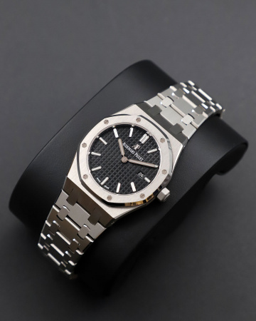 Audemars Piguet Royal Oak Quartz 33 mm 67650ST.OO.1261ST.01