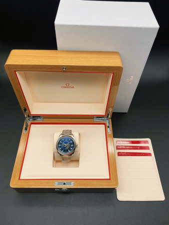 Omega Seamaster Aqua Terra 150M Co-Axial Master Chronometer GMT Worldtimer 43 mm 220.10.43.22.03.001