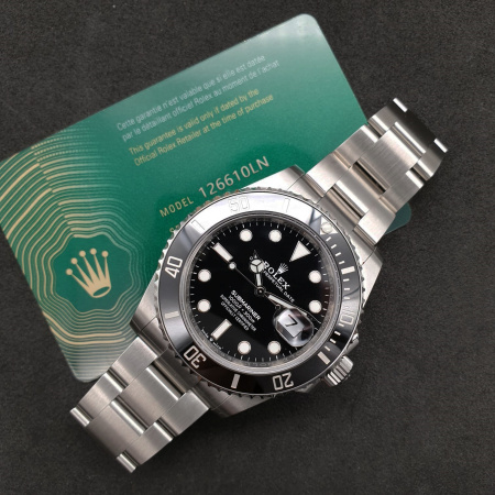 Rolex Submariner Date 41 mm 126610