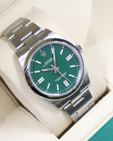 Rolex Oyster Perpetual 41 mm 124300
