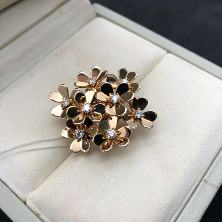 Кольцо Van Cleef & Arpels Frivole 8 цветков VCARB67700
