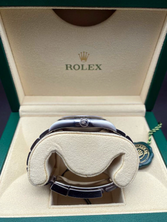 Rolex Explorer 39 mm 214270
