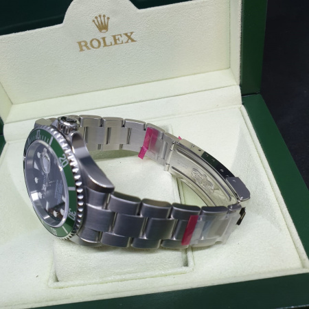 Rolex Submariner Date Kermit 16610LV