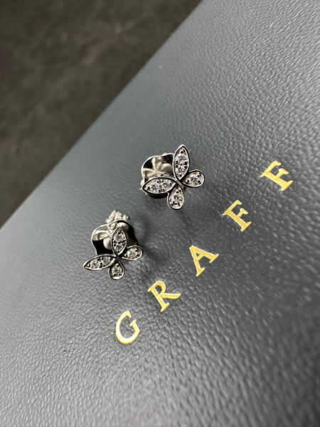 Серьги Graff Pavé Butterfly Diamond Mini Stud Earrings RGE1563