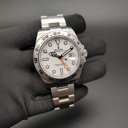 Rolex Oyster Explorer II 42 mm 216570
