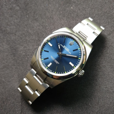 Rolex Oyster Perpetual 39 mm 114300