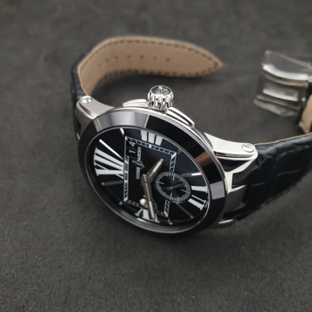 Ulysse Nardin Executive Dual Time 43 mm 243-00/42
