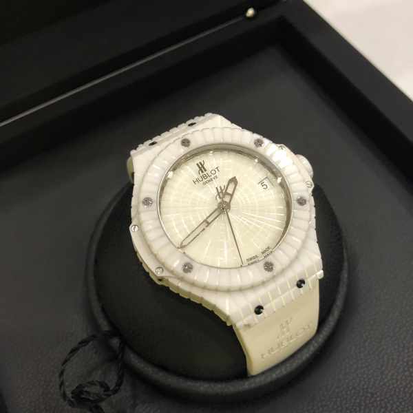 Hublot Big Bang White Caviar