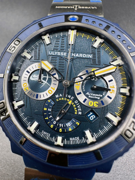 Ulysse Nardin Marine Diver Black Sea Chronograph Artemis 45.8 mm 353-98LE-3/ARTEMIS