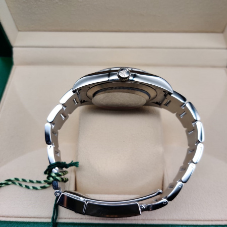 Rolex Explorer 39 mm 214270