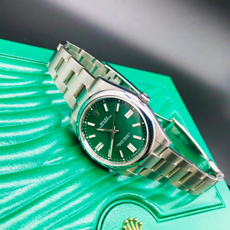 Rolex Oyster Perpetual 41 mm 124300
