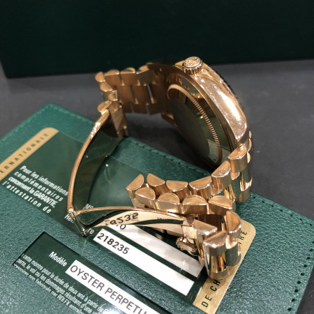 Rolex Day-Date II 41 mm 218235