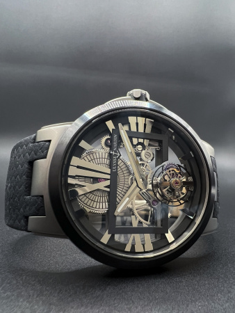 Ulysse Nardin Executive Skeleton Tourbillon 45 mm 1713-139