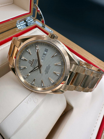 Omega Seamaster Aqua Terra 150M Co-Axial Annual Calendar 43 mm 231.50.43.22.02.002
