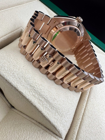 Rolex Day-Date 40 mm 228345