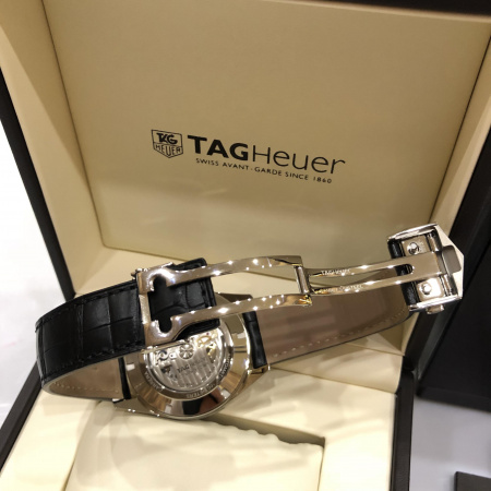 TAG Heuer Carrera