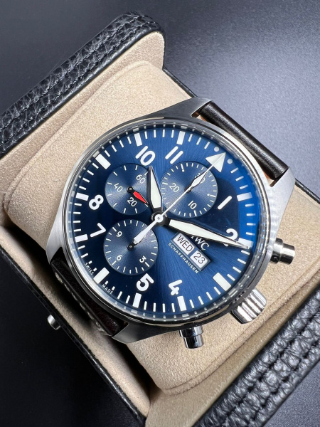 IWC Pilot's Watch Chronograph Edition «Le Petit Prince» 43 mm IW377714