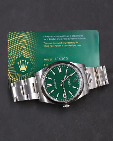 Rolex Oyster Perpetual 41 mm 124300