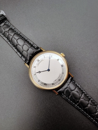 Breguet Classique 38 mm 5157BA/11/9V6