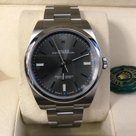 Rolex Oyster Perpetual 39 mm 114300
