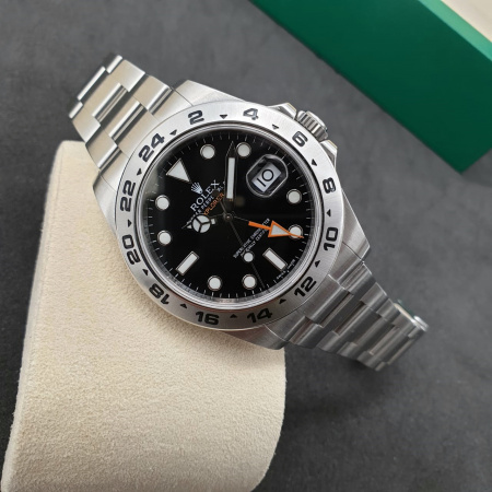Rolex Oyster Explorer II 42 mm 216570