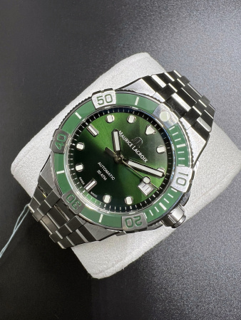 Maurice Lacroix Aikon Venturer 38 mm AI6057-SSL52-630-1