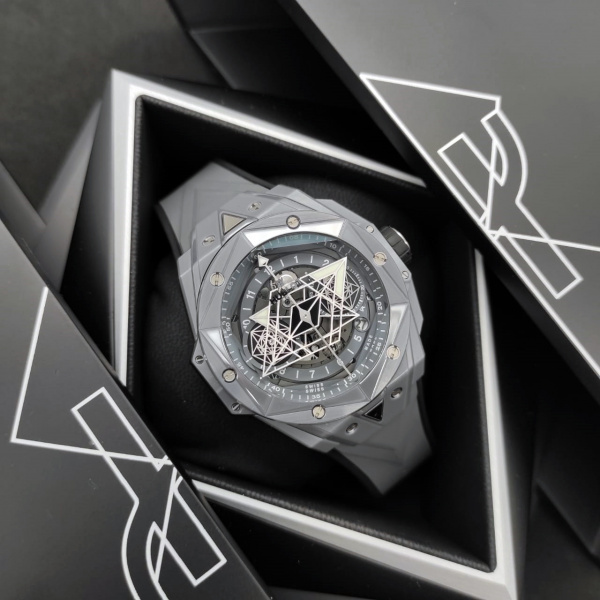 Hublot Big Bang Sang Bleu II Grey Ceramic 45 mm 418.FX.8007.RX.MXM21