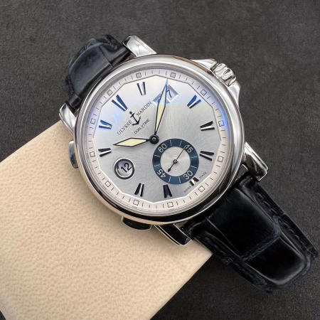 Ulysse Nardin Dual Time 42 mm 243-55/91