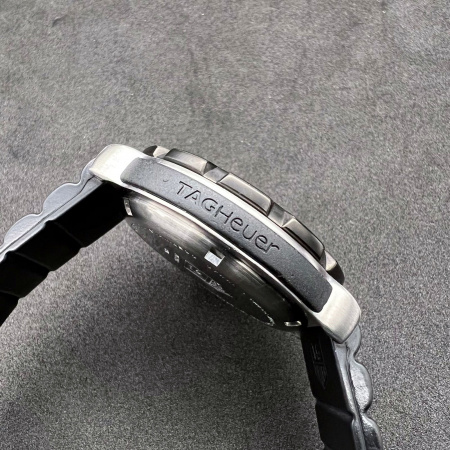 TAG Heuer Formula 1 Ladies 35.5 mm WAC1211.BT0707