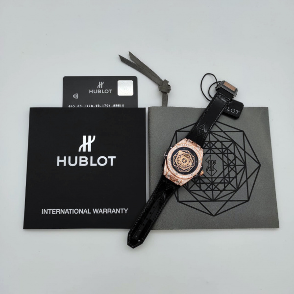 Hublot Big Bang Sang Bleu King Gold Pave 39 mm 465.OS.1118.VR.1704.MXM18