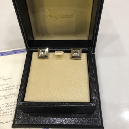 Серьги Chopard Happy Diamonds Icons