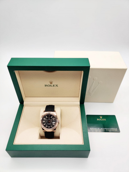 Rolex Sky-Dweller 42 mm 326235