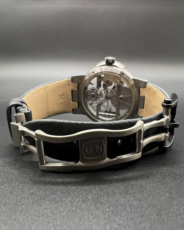 Ulysse Nardin Executive Skeleton Tourbillon 45 mm 1713-139