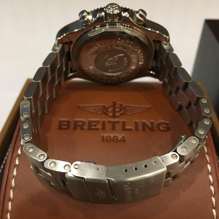 Breitling Avenger II