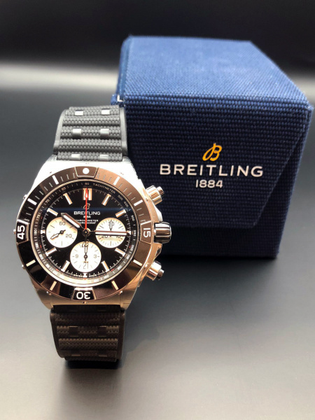 Breitling Super Chronomat B01 44 mm AB0136251B1S1
