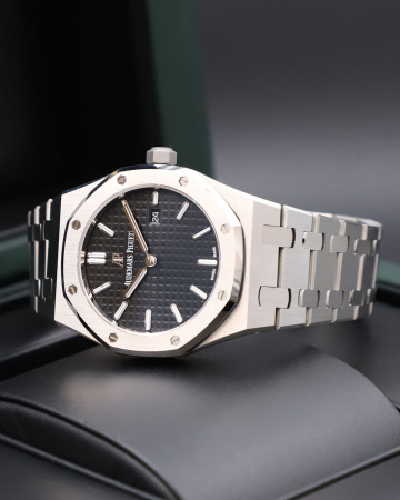 Audemars Piguet Royal Oak Quartz 33 mm 67650ST.OO.1261ST.01