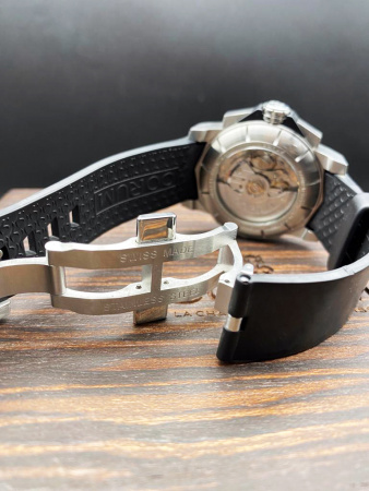 Corum Admiral's Cup Chronograph 44 mm 01.0071