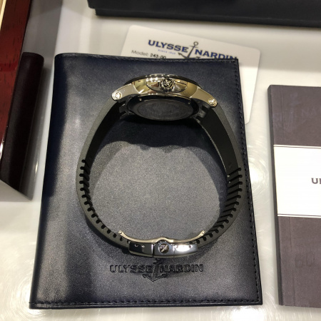Ulysse Nardin Dual Time Executive