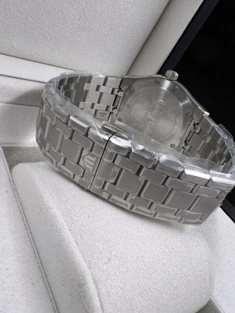Maurice Lacroix Aikon 40 mm AI1108-SS002-330-1